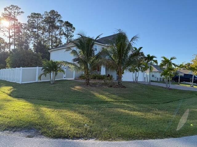 2300 SW Abalon Circle, Port Saint Lucie, FL 34953 Photo