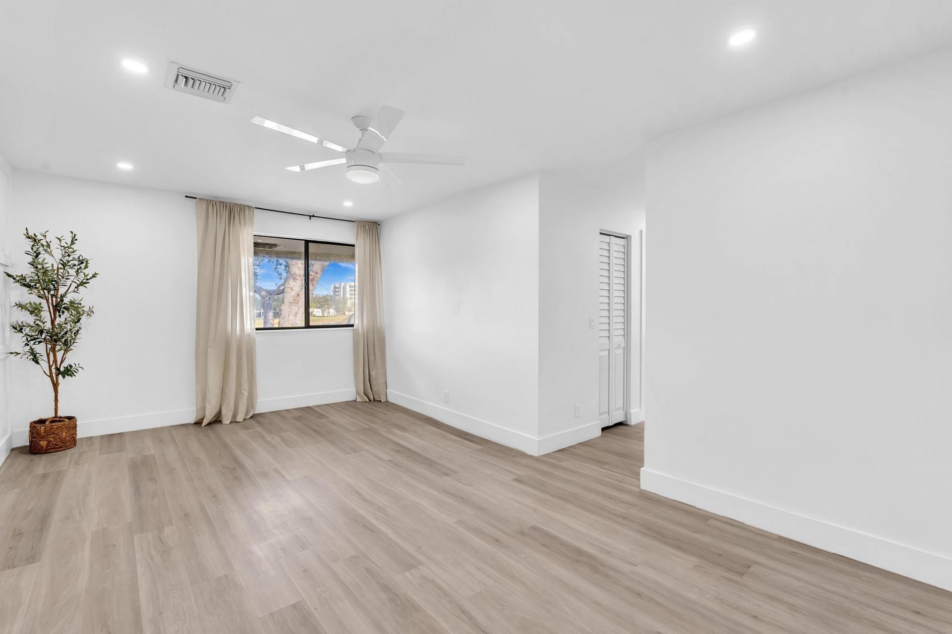 6565 Parkview Drive, Unit C, Boca Raton, FL 33433 Photo