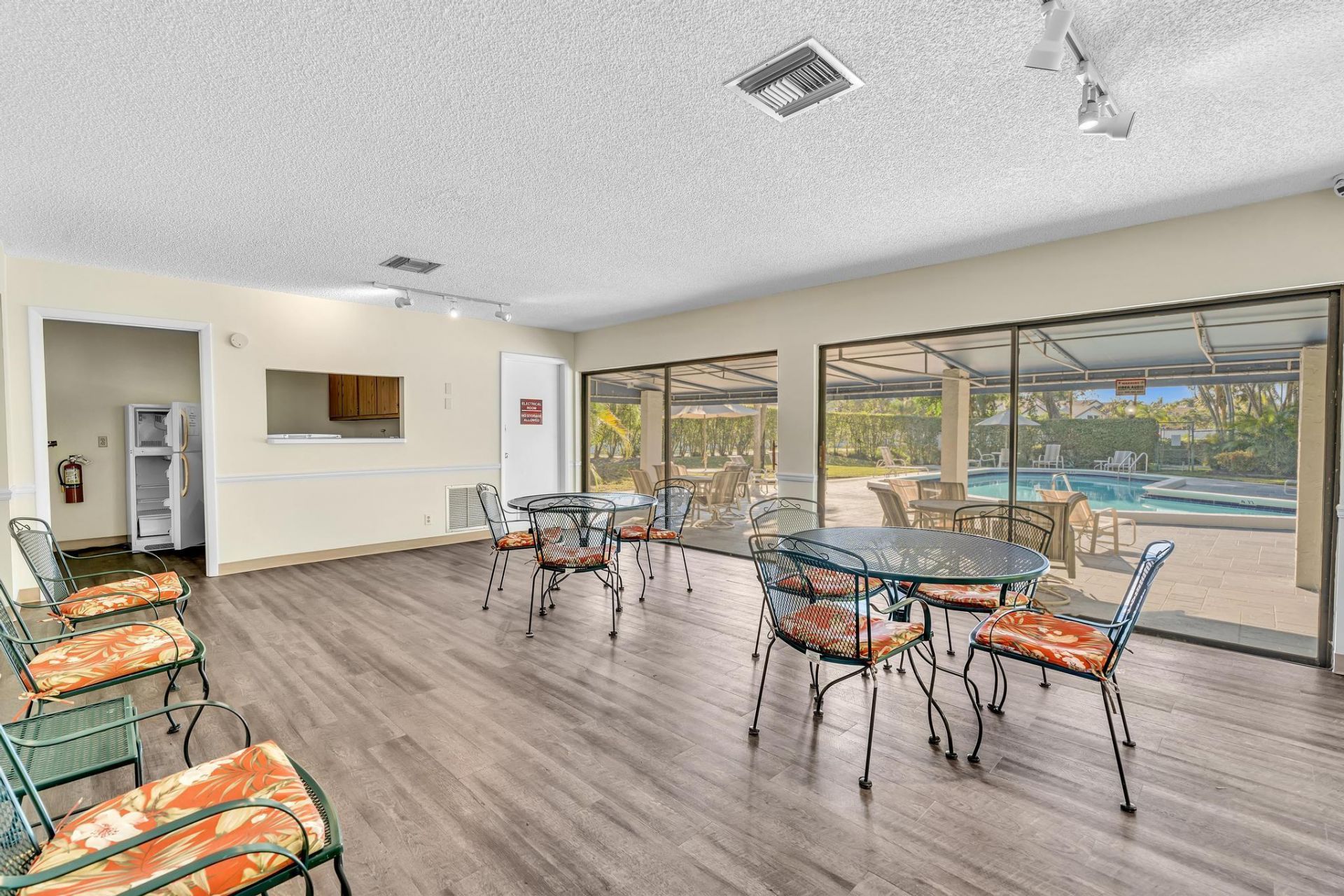 6565 Parkview Drive, Unit C, Boca Raton, FL 33433 Photo