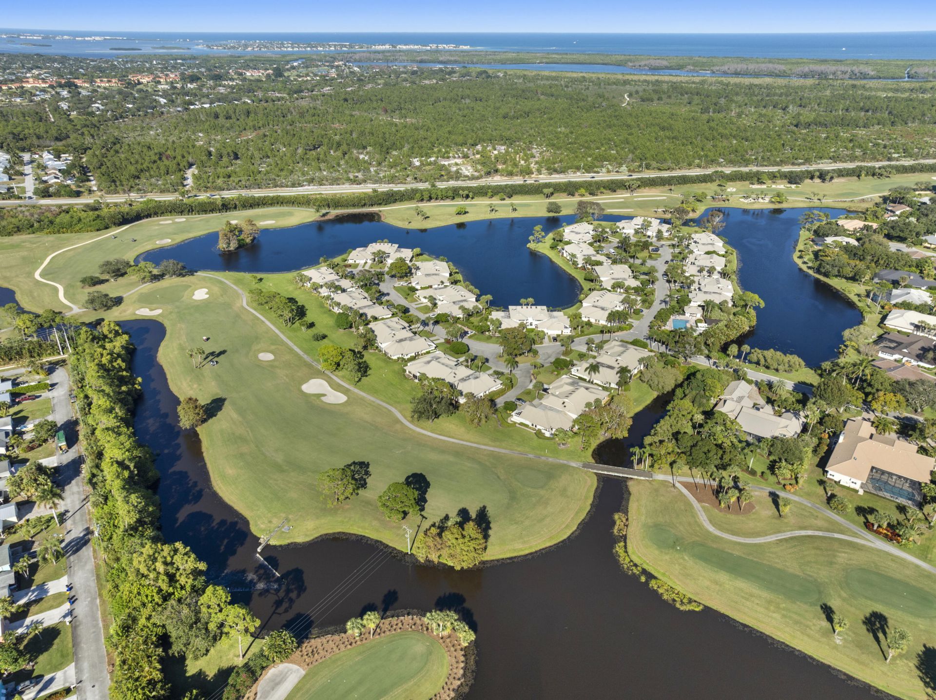 5662 SE Foxcross Place, Stuart, FL 34997 Photo