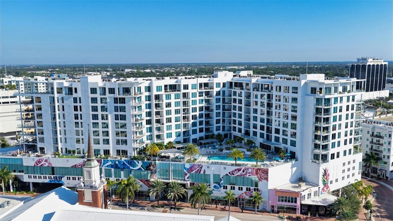 111 S Pineapple Avenue, Unit 604, Sarasota, FL 34236 Photo