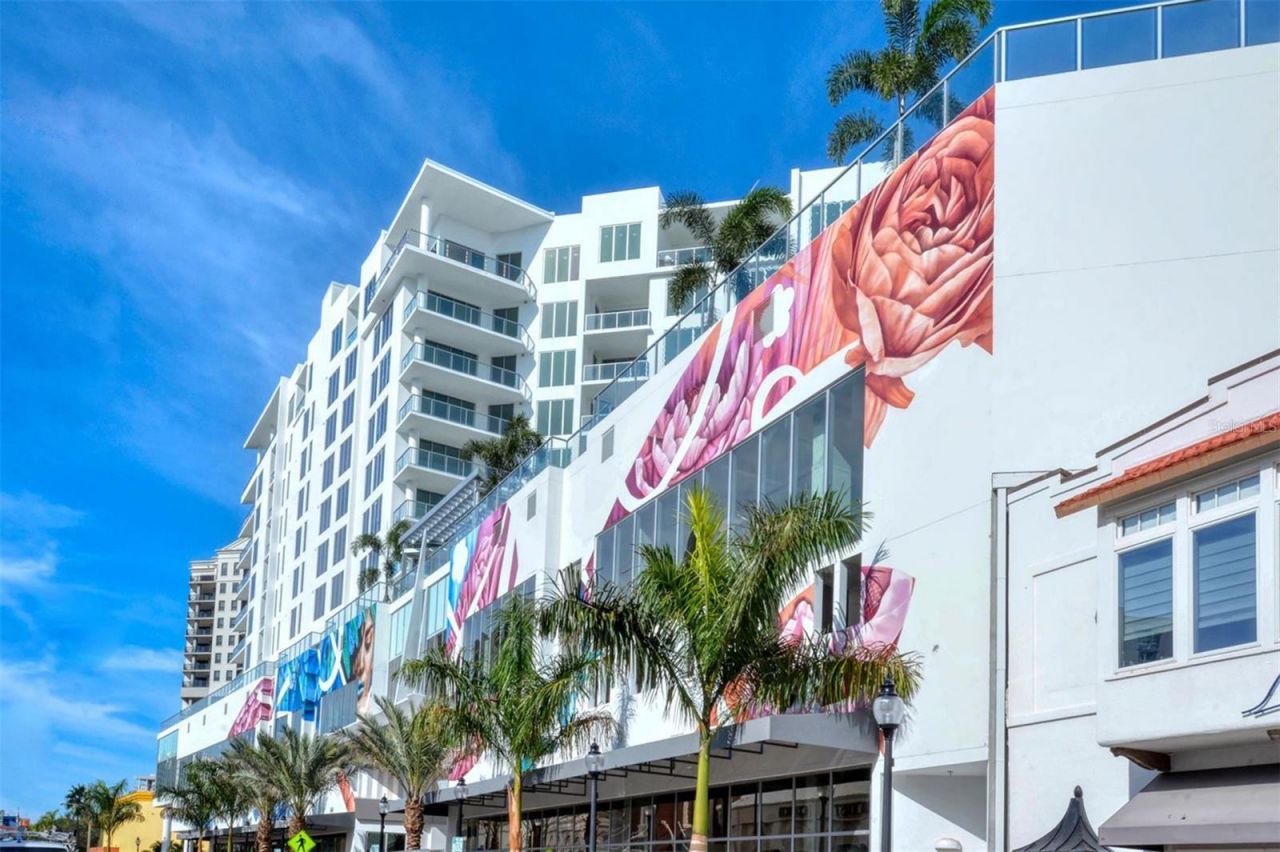 111 S Pineapple Avenue, Unit 604, Sarasota, FL 34236 Photo