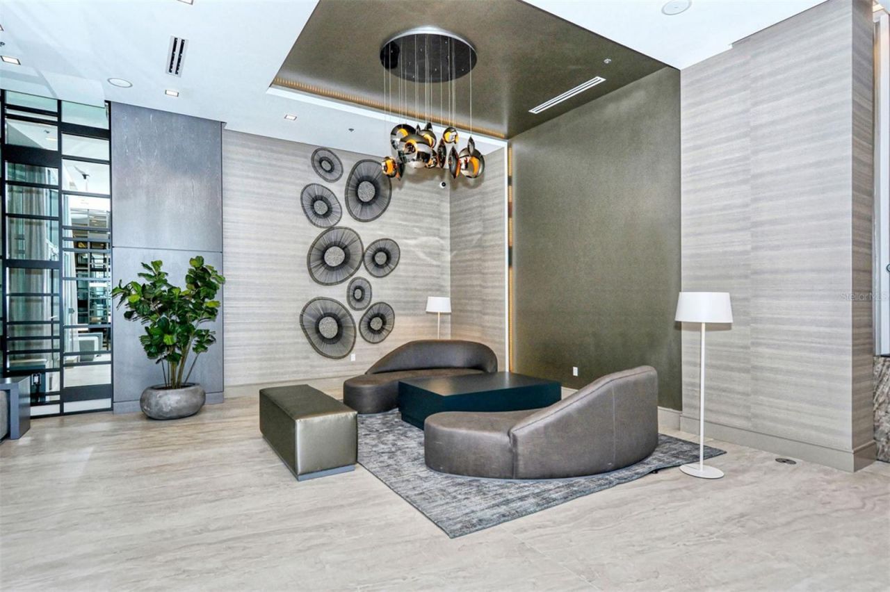 111 S Pineapple Avenue, Unit 604, Sarasota, FL 34236 Photo