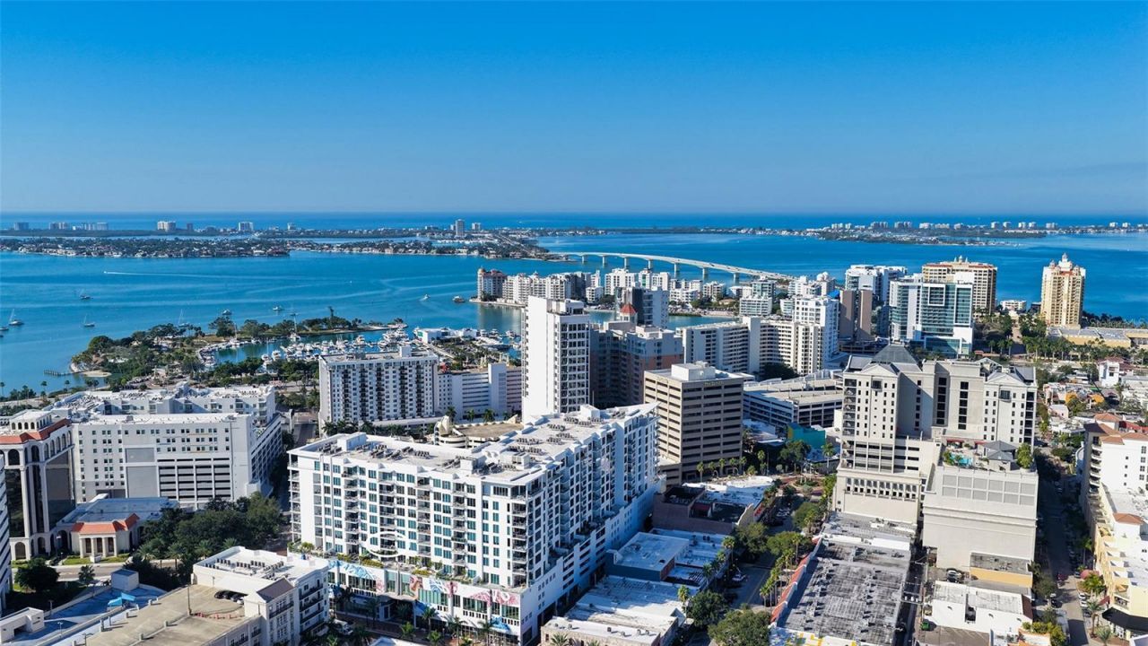 111 S Pineapple Avenue, Unit 604, Sarasota, FL 34236 Photo