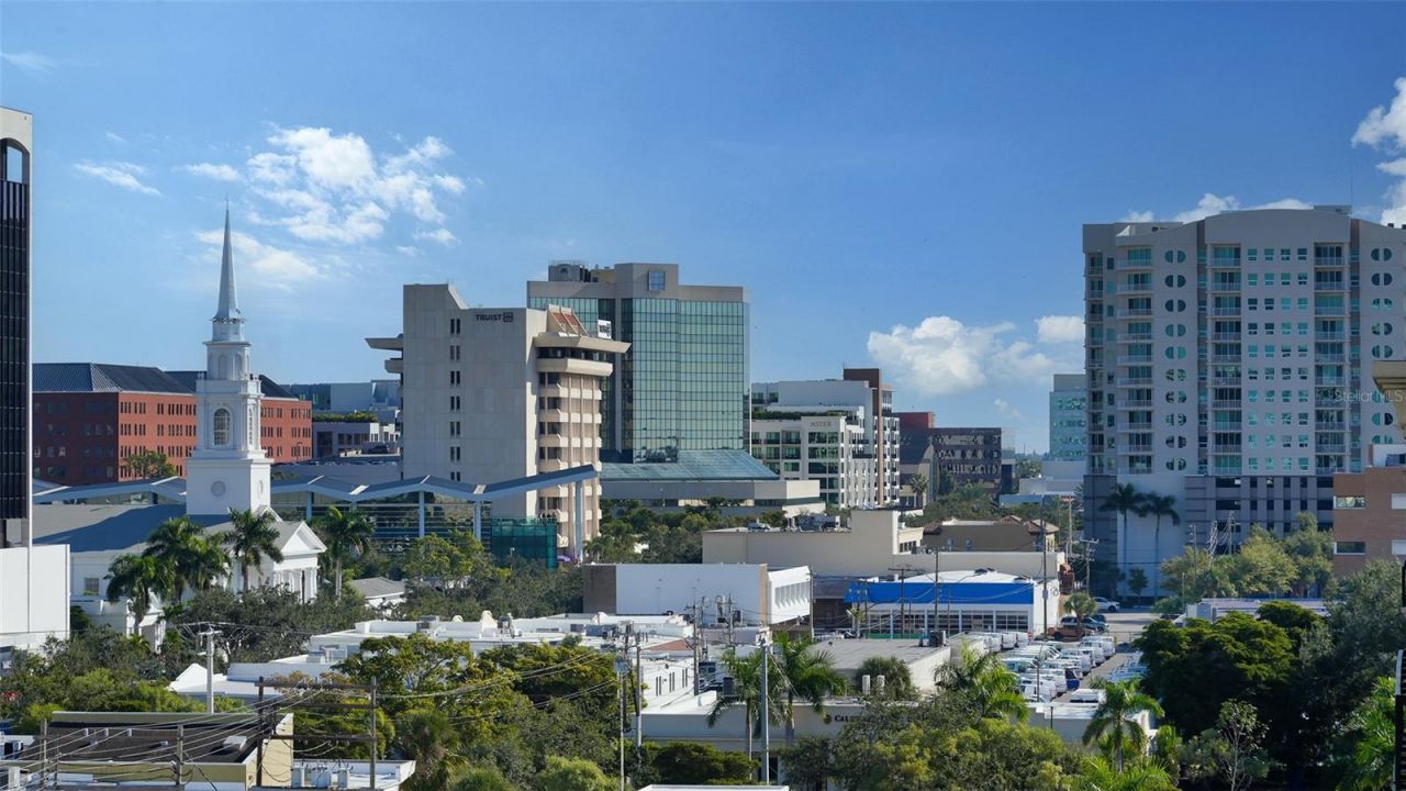 111 S Pineapple Avenue, Unit 604, Sarasota, FL 34236 Photo