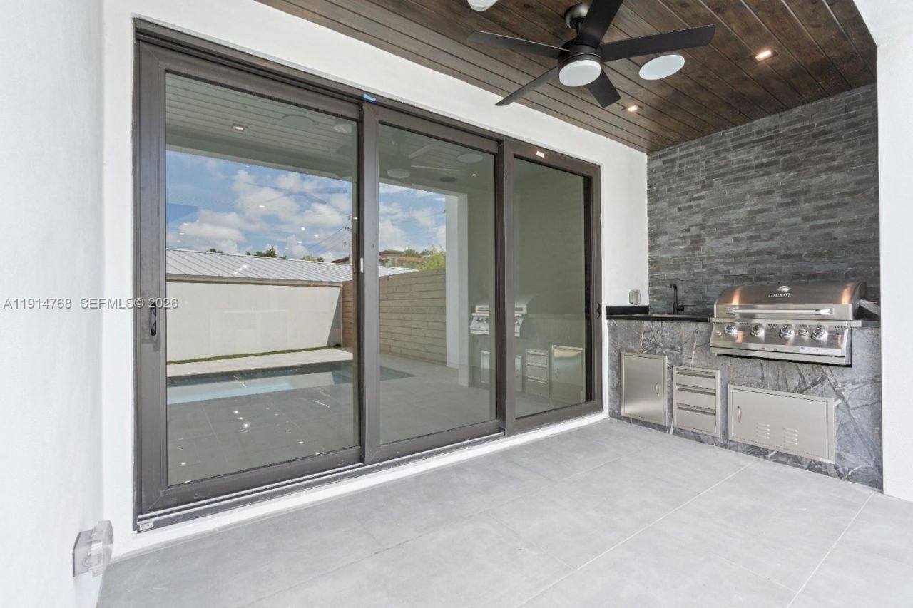 205 NE 17th Ave, Fort Lauderdale, FL 33301 Photo