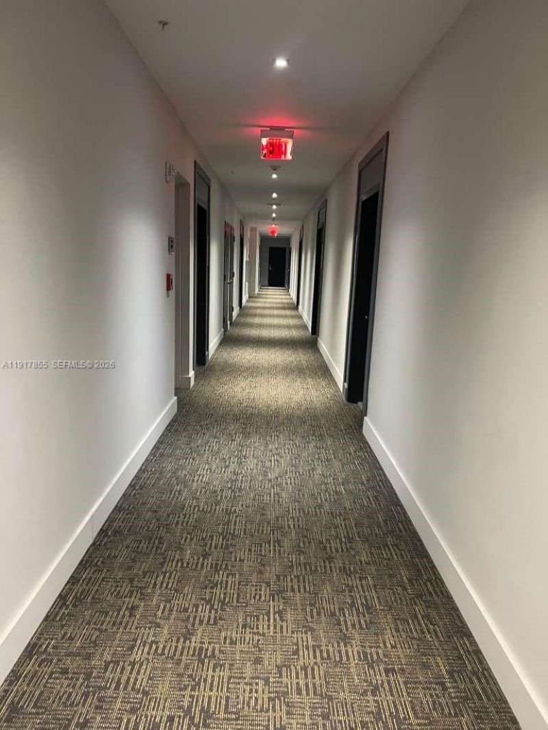 1600 SW 1st Ave, Unit 412, Miami, FL 33129 Photo