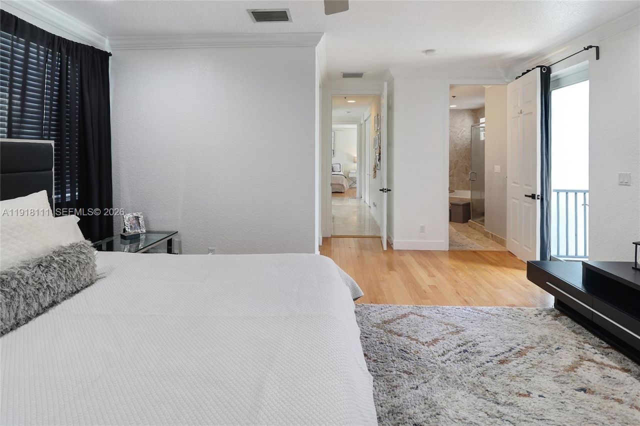 601 NE 11th Ave, Fort Lauderdale, FL 33304 Photo