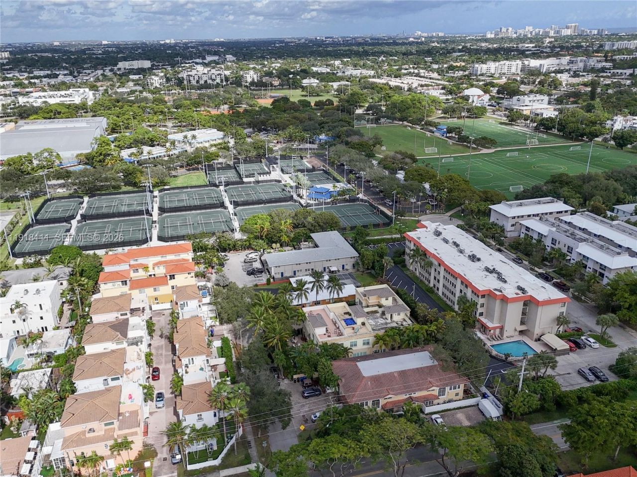 601 NE 11th Ave, Fort Lauderdale, FL 33304 Photo