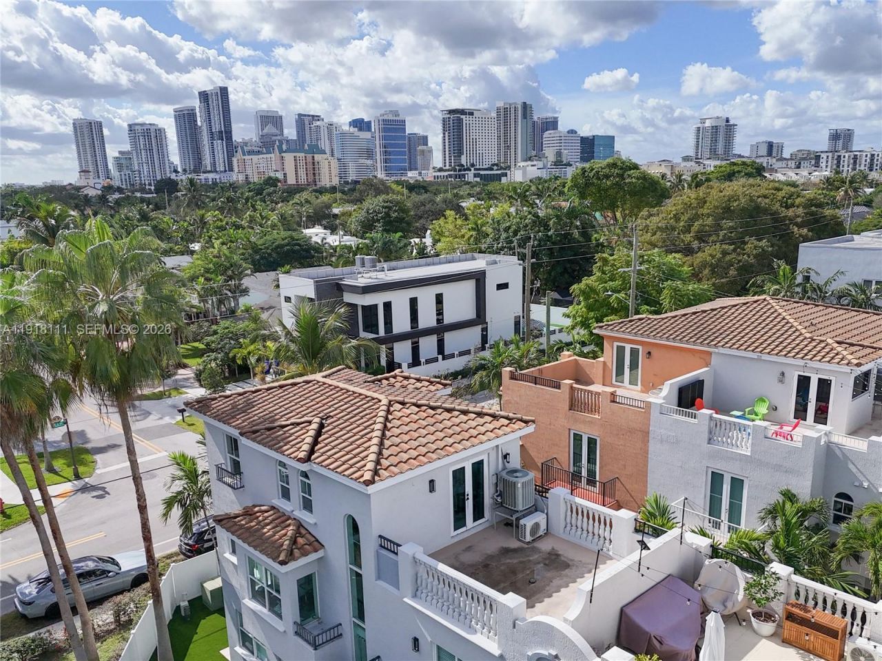 601 NE 11th Ave, Fort Lauderdale, FL 33304 Photo