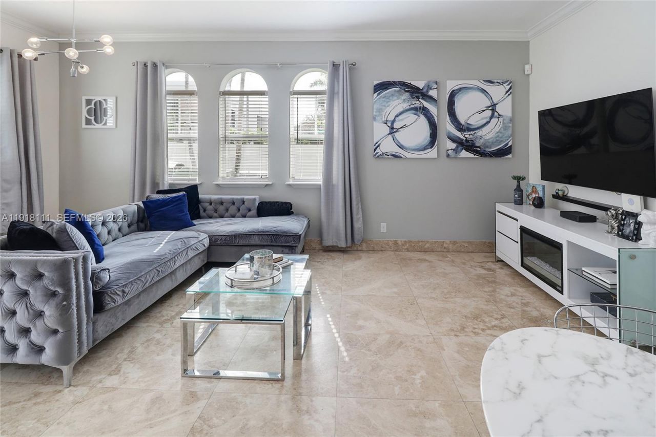 601 NE 11th Ave, Fort Lauderdale, FL 33304 Photo