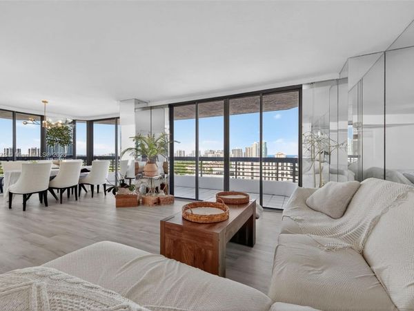 3500 Mystic Pointe Dr, Unit 1804, Aventura, FL 33180