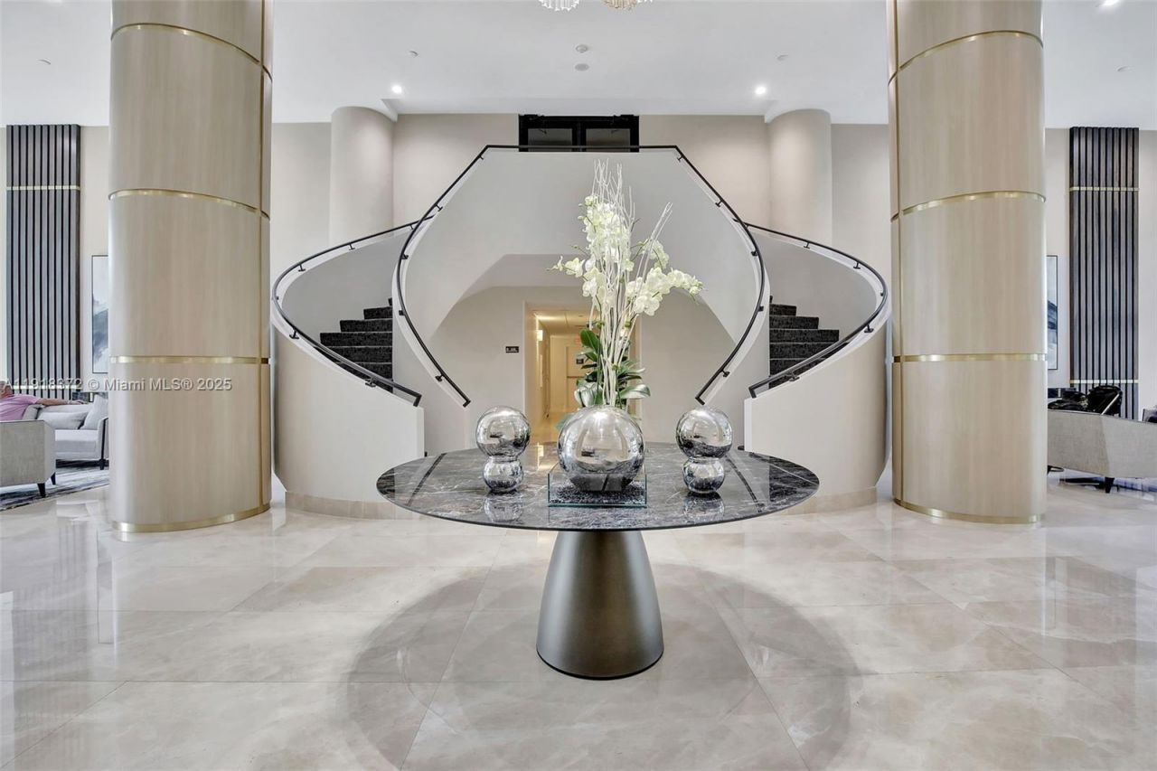 3500 Mystic Pointe Dr, Unit 1804, Aventura, FL 33180 Photo