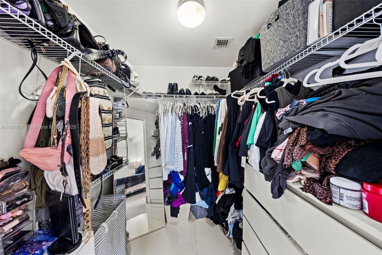 275 NE 18th St, Unit 708, Miami, FL 33132 Photo