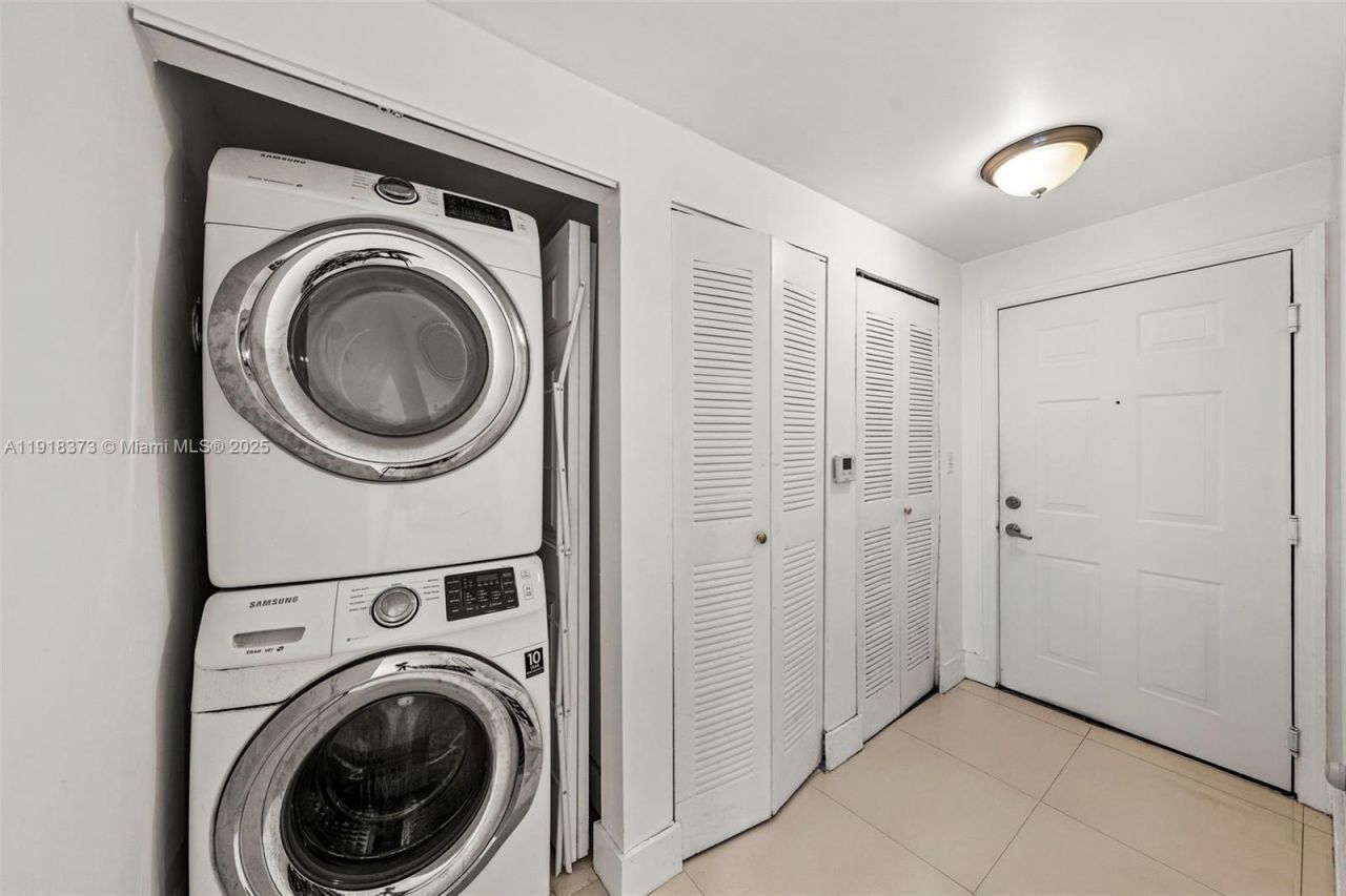 275 NE 18th St, Unit 708, Miami, FL 33132 Photo