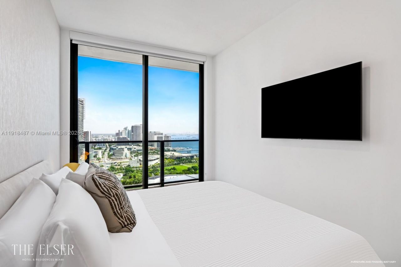 398 NE 5th St, Unit 2310, Miami, FL 33132 Photo