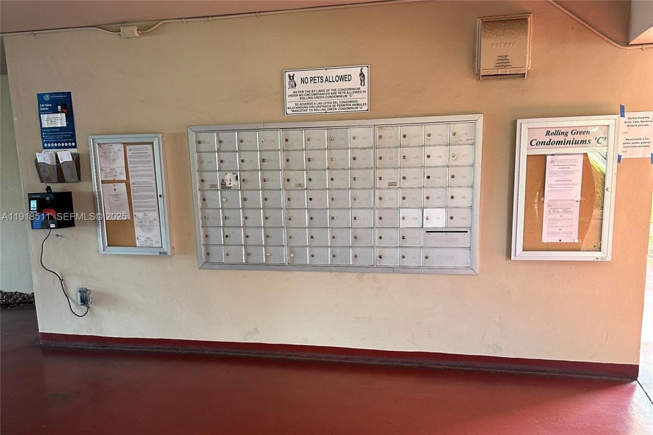 1501 NE 191st St, Unit C118, Miami, FL 33179 Photo