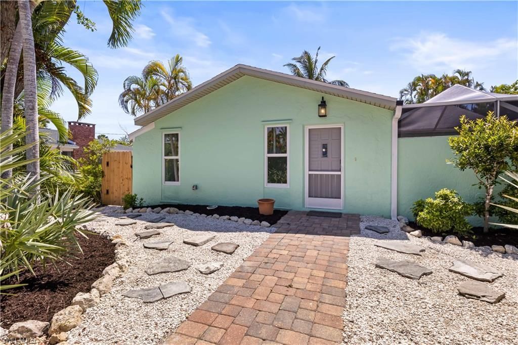 534 Piedmont Rd, Sanibel, FL 33957 Photo