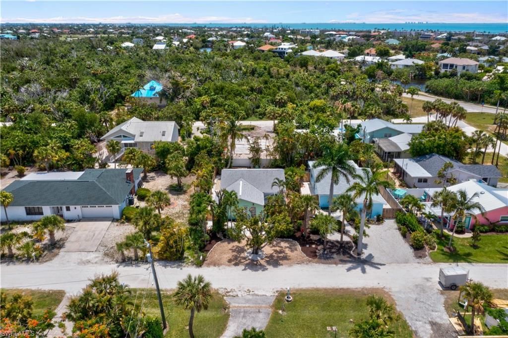 534 Piedmont Rd, Sanibel, FL 33957 Photo