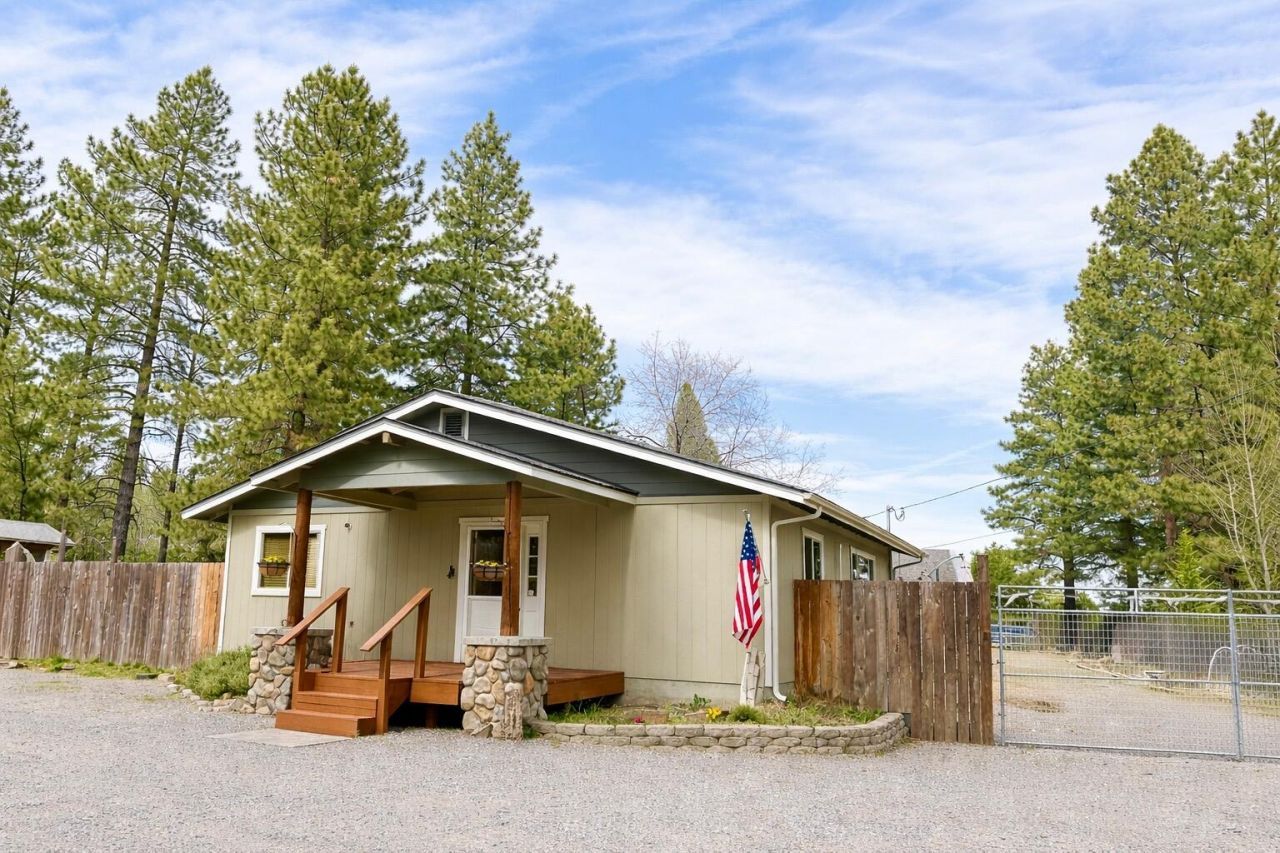 19154 Baker Road, Bend, OR 97702 Main Photo