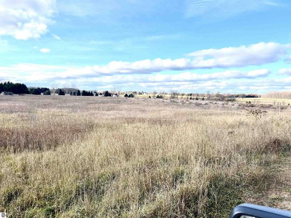 Sparling Road, Kingsley, MI 49649