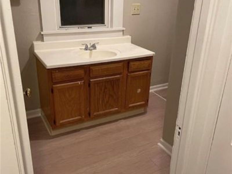 549 Garry Road, Akron, OH 44305 Photo 5