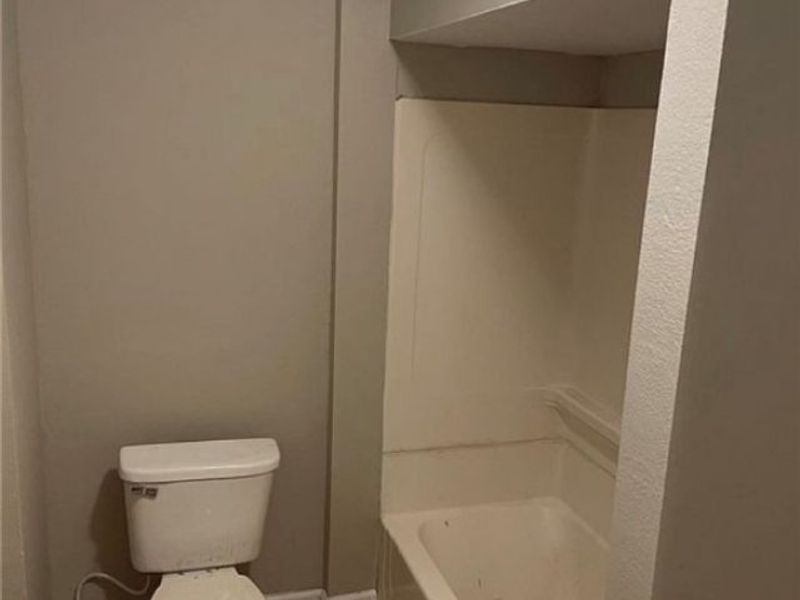 549 Garry Road, Akron, OH 44305 Photo 6