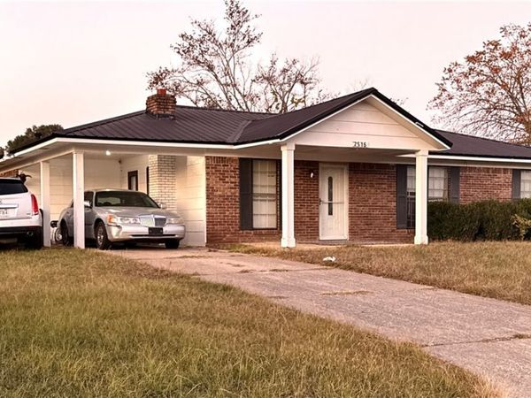 2516 DeerHaven Drive, Northport, AL 35473