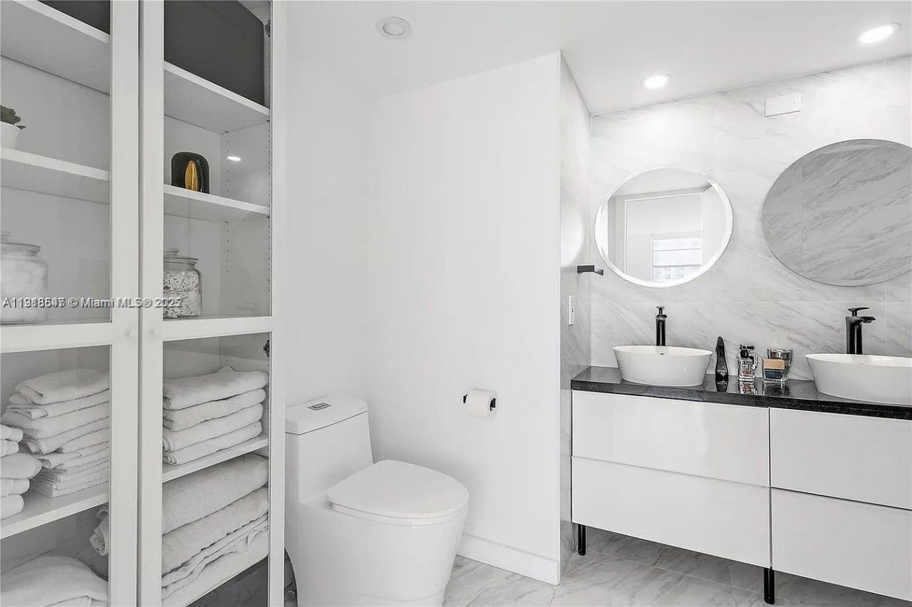 2801 NE 183rd St, Unit 1016W, Aventura, FL 33160 Photo