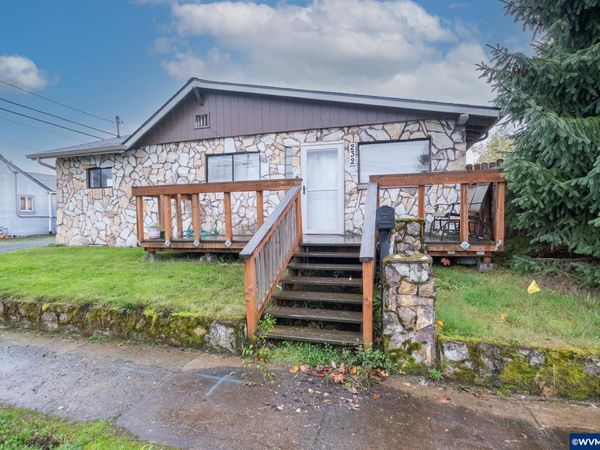232 E Carolina St, Lebanon, OR 97355