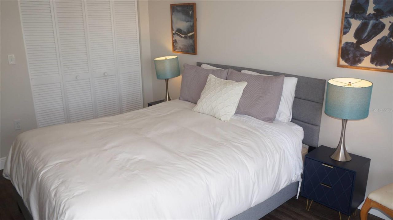 7530 Sunshine Skyway Lane S, Unit 115, Saint Petersburg, FL 33711 Photo