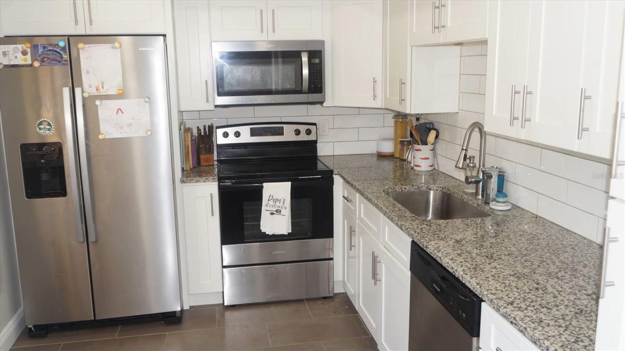 7530 Sunshine Skyway Lane S, Unit 115, Saint Petersburg, FL 33711 Photo