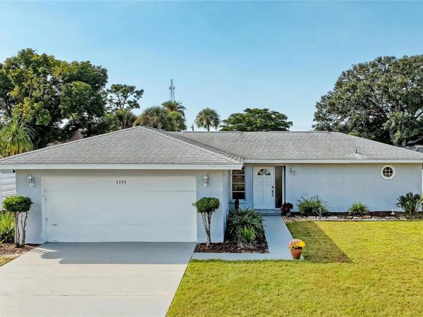 1335 WHISPERING LANE, VENICE, FL 34285