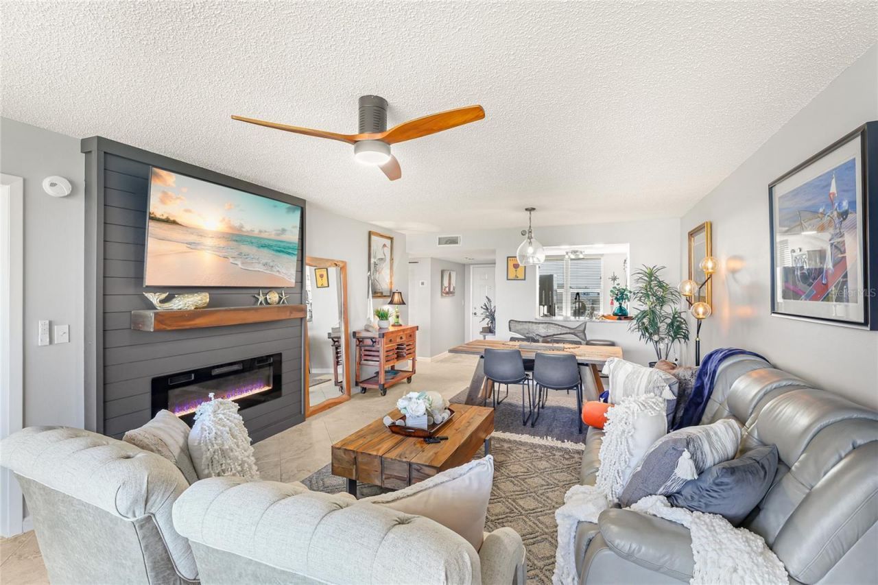 4410 Fairways Boulevard, Unit 406, Bradenton, FL 34209 Photo