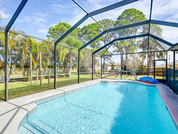 256 SW Ridgecrest Drive, Port St. Lucie, FL 34953