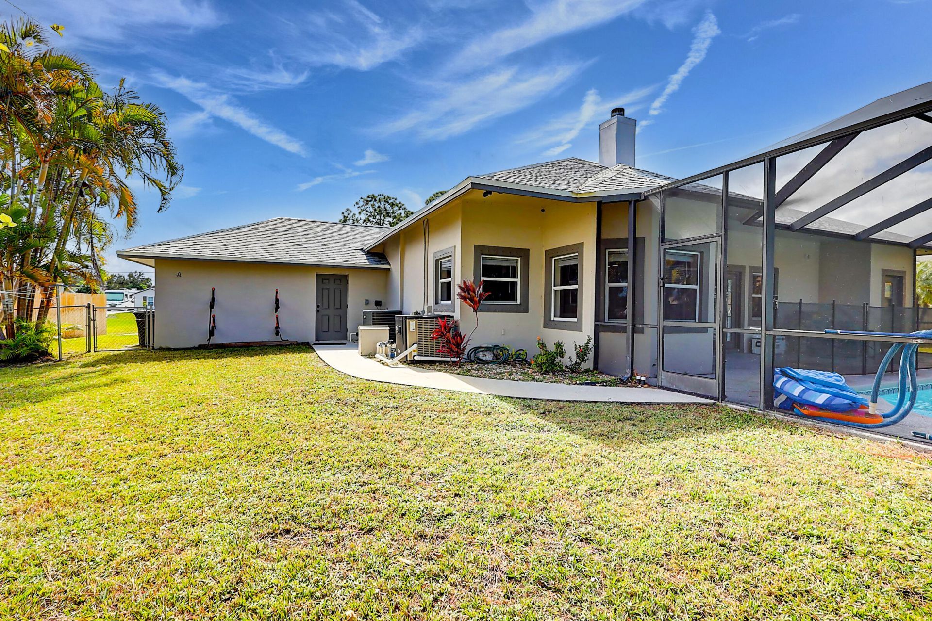 256 SW Ridgecrest Drive, Port Saint Lucie, FL 34953 Photo