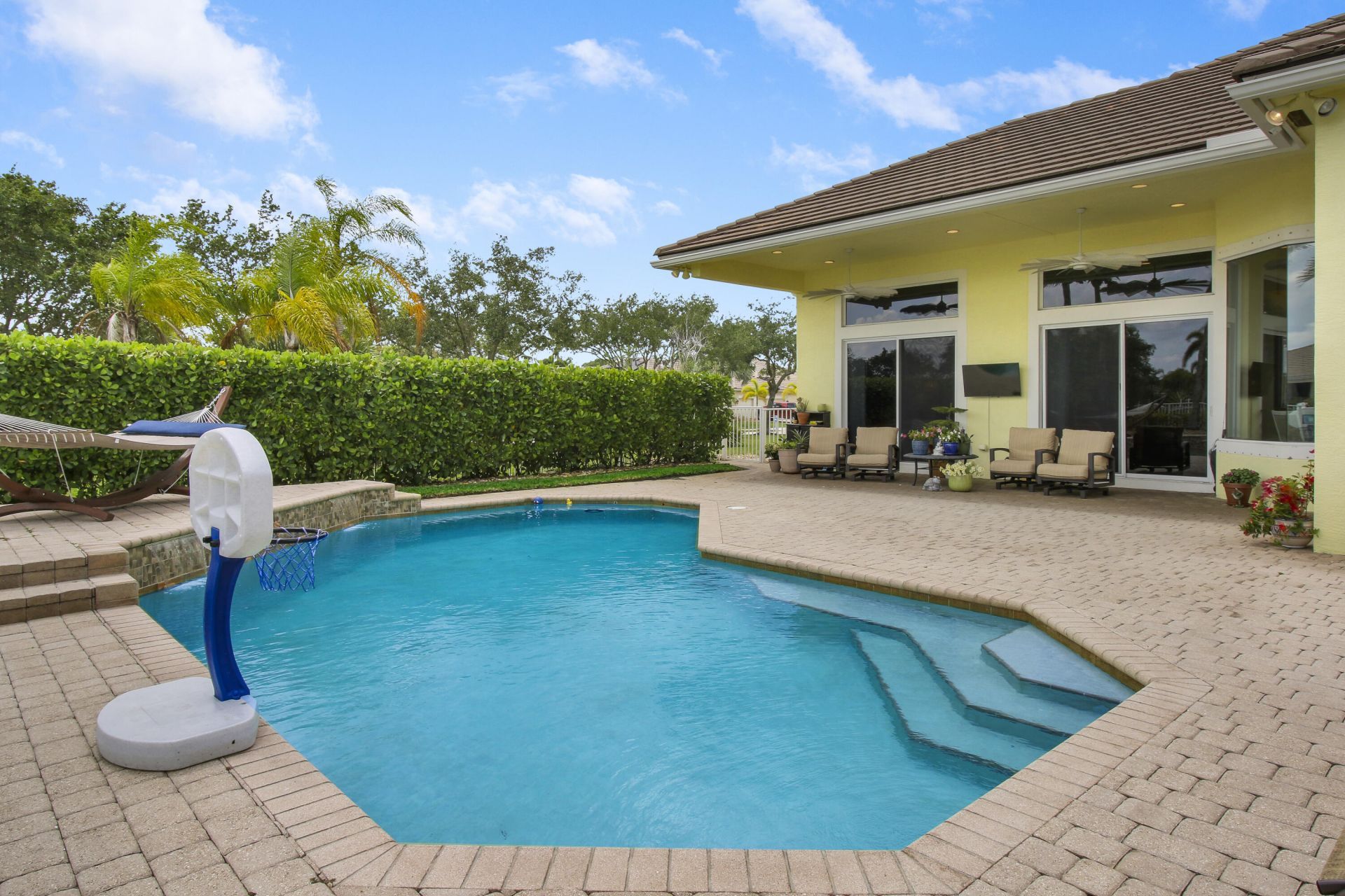 660 SW Yacht Basin Way, Stuart, FL 34997 Photo