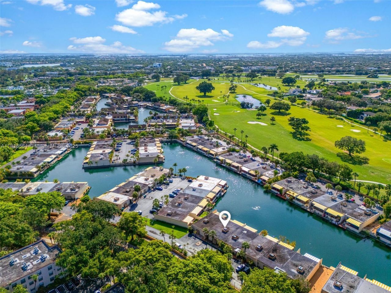 15504 Sharpecroft Dr, Miami Lakes, FL 33014 Photo