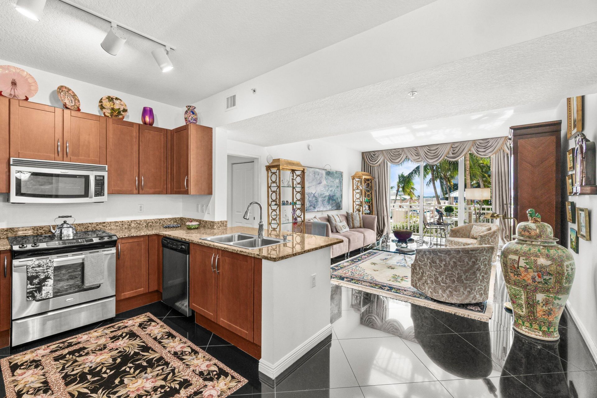 450 N Federal Highway, Unit 610, Boynton Beach, FL 33435 Photo