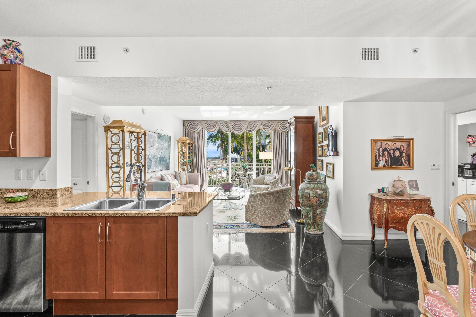 450 N Federal Highway, Unit 610, Boynton Beach, FL 33435 Photo