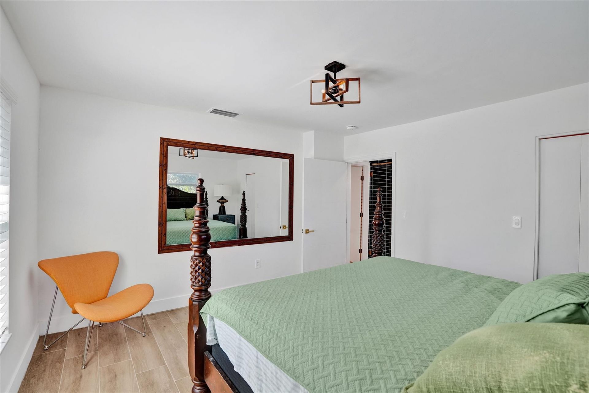 701 NE 164th Street, Miami, FL 33162 Photo