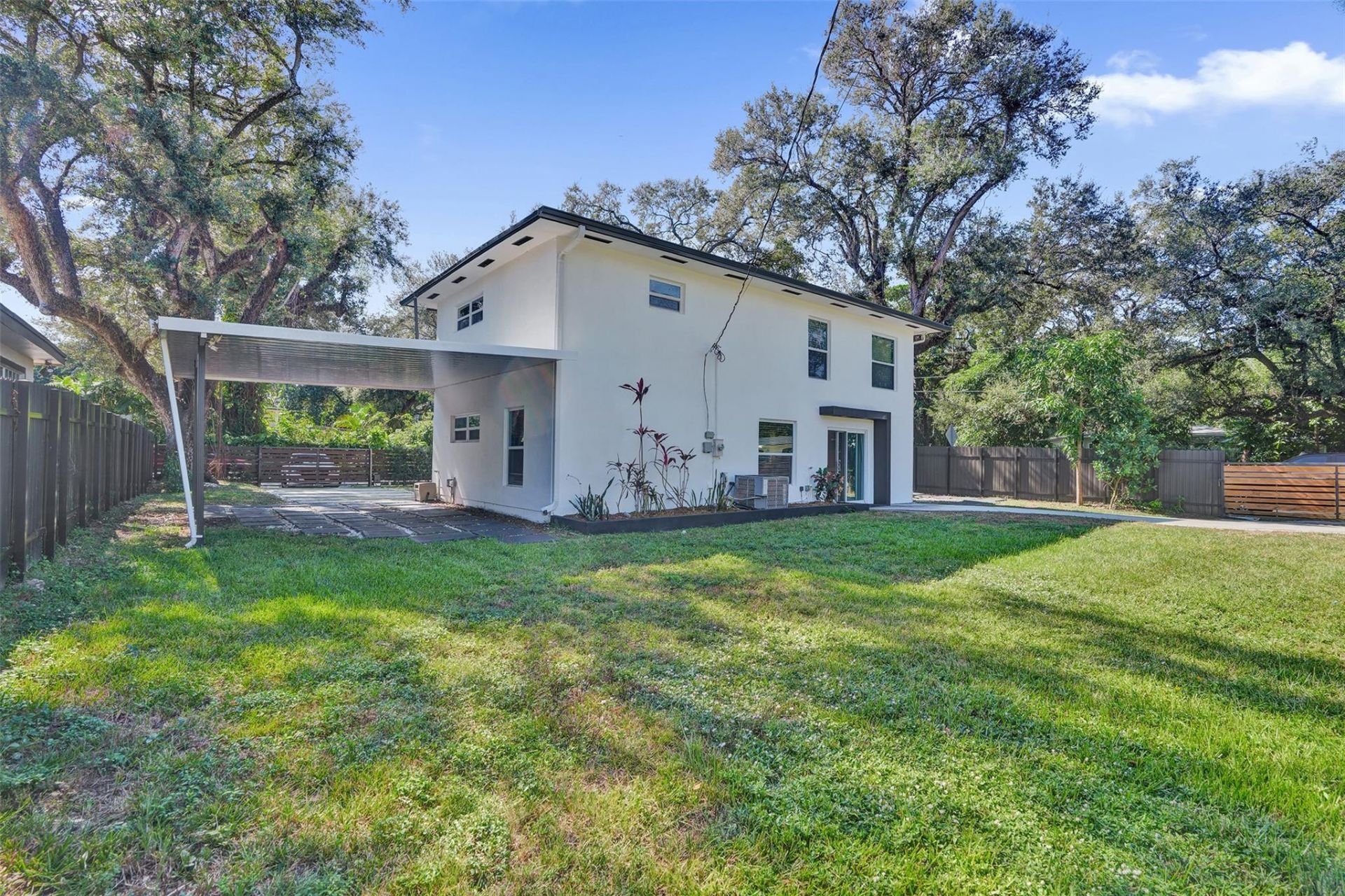 701 NE 164th Street, Miami, FL 33162 Photo