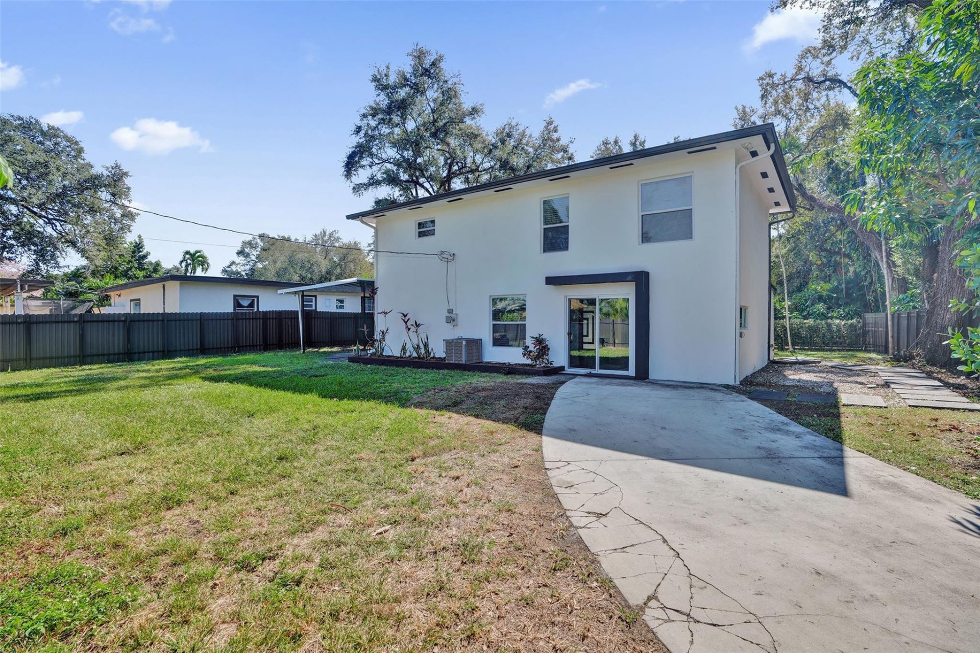 701 NE 164th Street, Miami, FL 33162 Photo