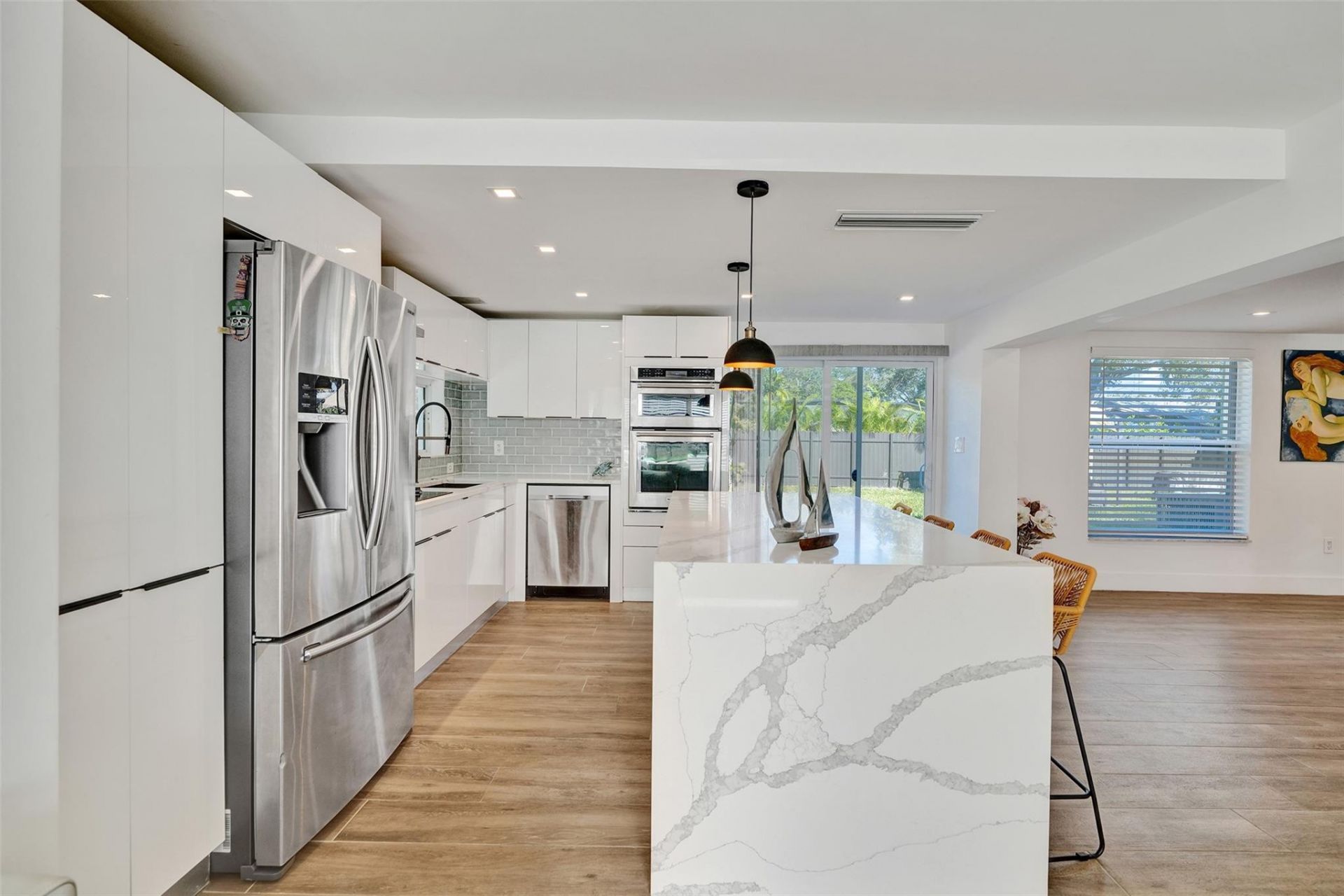 701 NE 164th Street, Miami, FL 33162 Photo