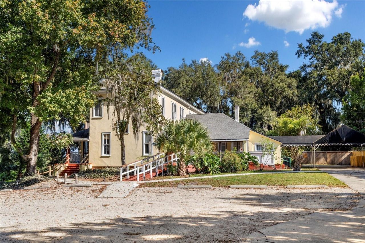 620 N Tubb Street, Oakland, FL 34760 Photo