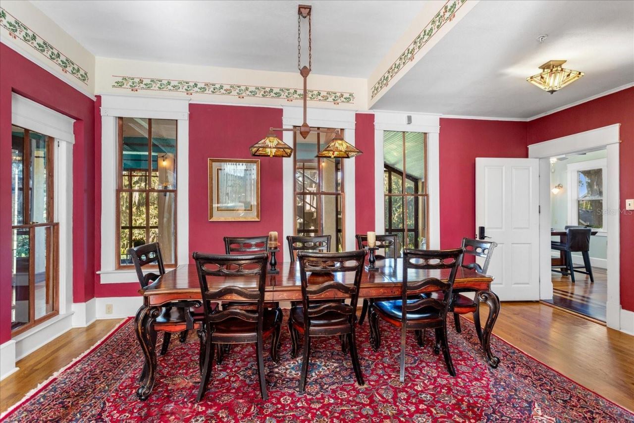 620 N Tubb Street, Oakland, FL 34760 Photo