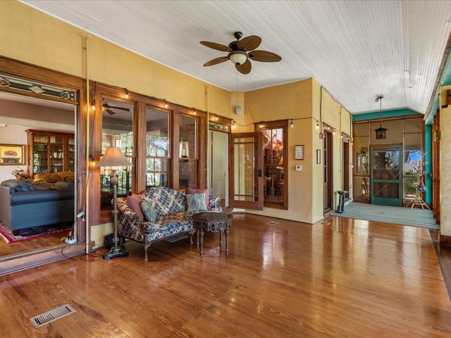 Property Image 38