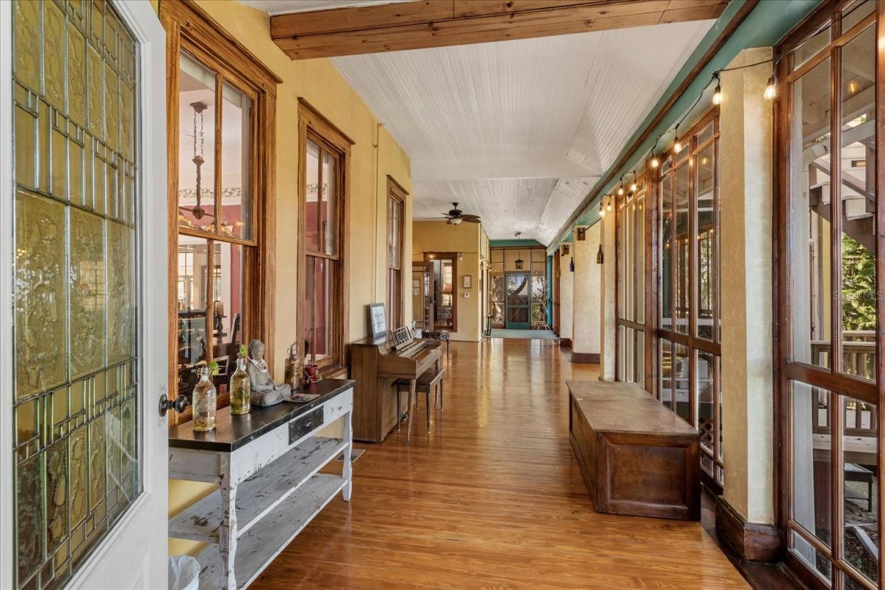 620 N Tubb Street, Oakland, FL 34760 Photo