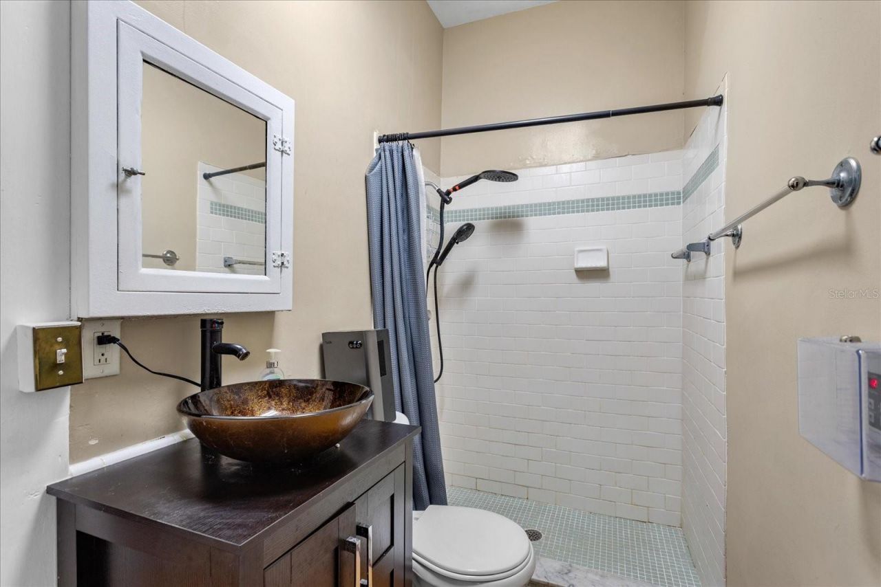 620 N Tubb Street, Oakland, FL 34760 Photo