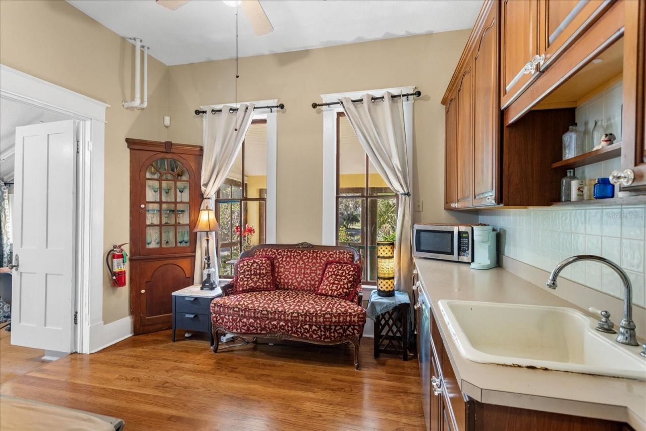 620 N Tubb Street, Oakland, FL 34760 Photo